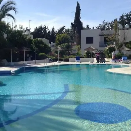 2 Bedroom Townhouse, Close To Harbour, Use Of Onsite Facilities Apartment