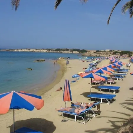 Apartment 2 Bedroom Townhouse, Close To Harbour, Use Of Onsite Facilities