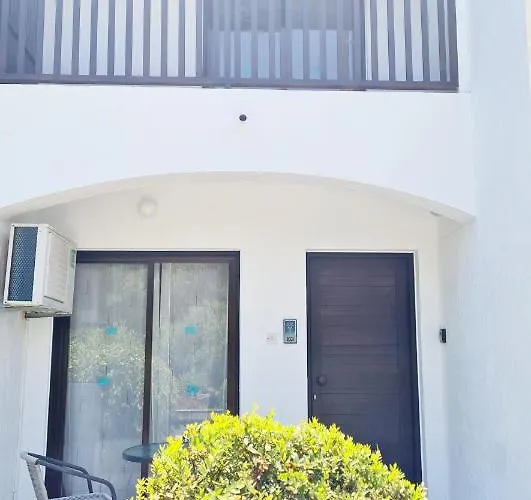 Apartamento 2 Bedroom Townhouse, Close To Harbour, Use Of Onsite Facilities *