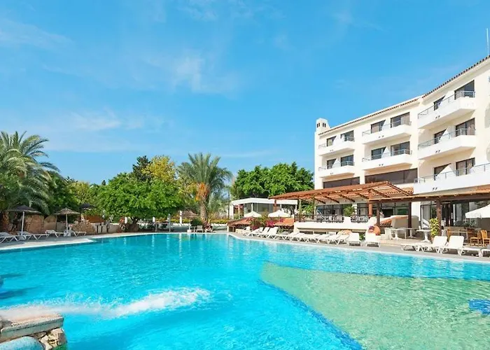 Lejlighed 2 Bedroom Townhouse, Close To Harbour, Use Of Onsite Facilities